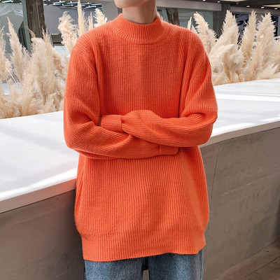 Ingyenes modell férfi egyszínű pulóver