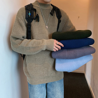 Ingyenes modell férfi egyszínű pulóver