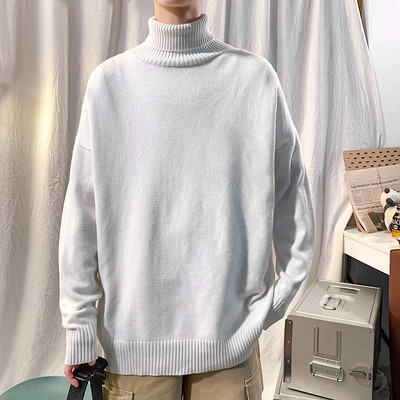 Széles férfi pulóver magas gallérral