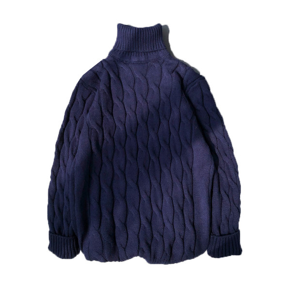 Téli pulóver nagy kötött pólógallérral