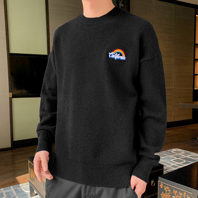 Muški casual džemper s ovalnim izrezom i vezom - više modela