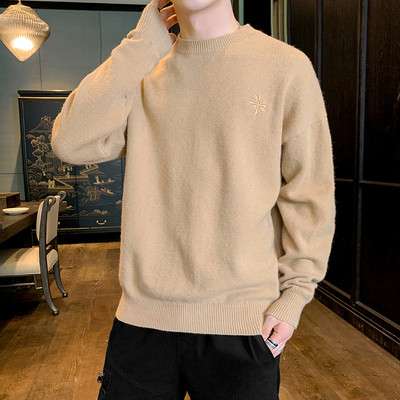 Muški casual džemper s ovalnim izrezom i vezom - više modela