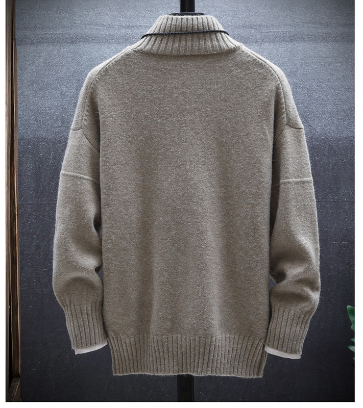 Ανδρικό ζεστό χειμερινό πουλόβερ με γιακά 