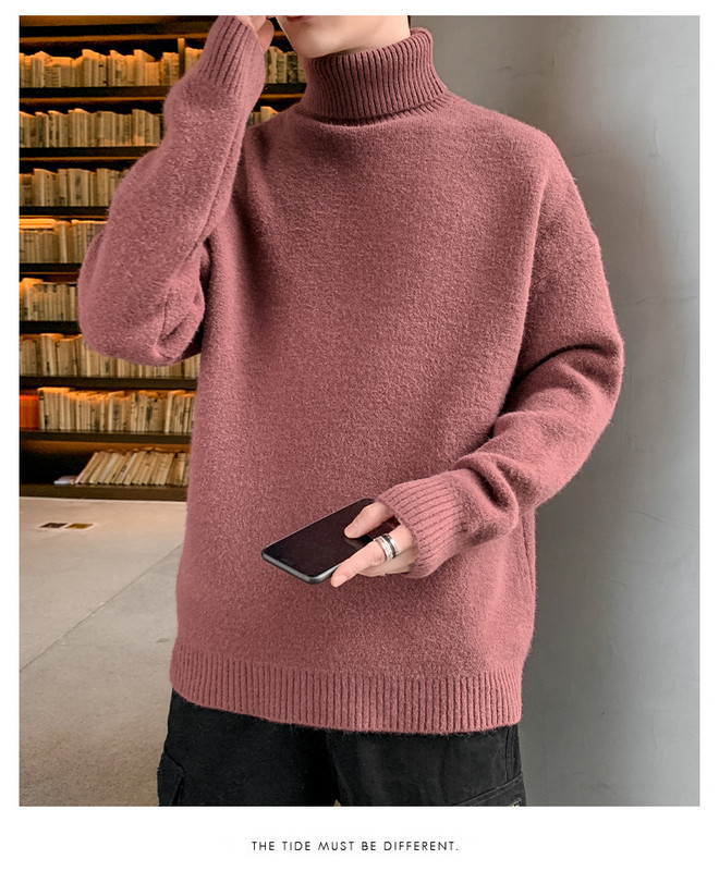 Pehelyszínű férfi pulóver többféle modellben