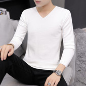 Tanak jesenski pulover za muškarce sa špic izrezom