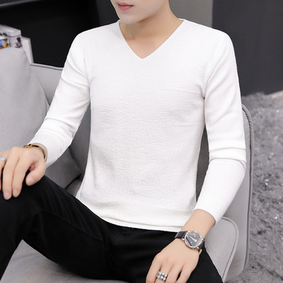 Tanak jesenski pulover za muškarce sa špic izrezom