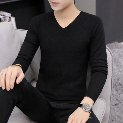 Tanak jesenski pulover za muškarce sa špic izrezom