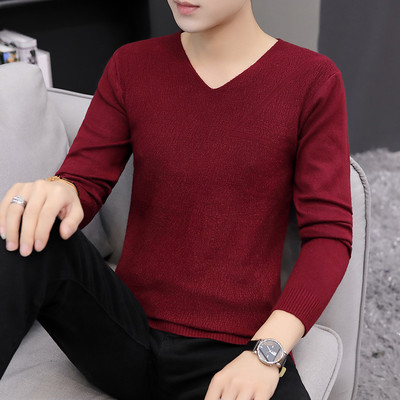 Tanak jesenski pulover za muškarce sa špic izrezom