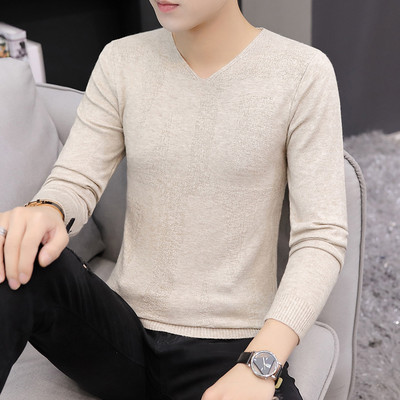 Tanak jesenski pulover za muškarce sa špic izrezom