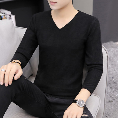 Tanak jesenski pulover za muškarce sa špic izrezom