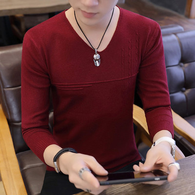 Tanak jesenski pulover za muškarce sa špic izrezom