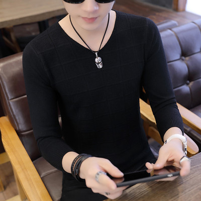 Tanak jesenski pulover za muškarce sa špic izrezom