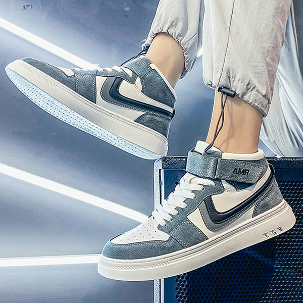 Ανδρικά casual παπούτσια με επίπεδη σόλα κατάλληλα για το χειμώνα