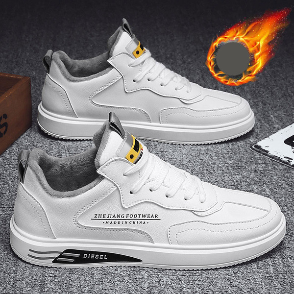 Öko bőrből készült, puha bélésű férfi cipő új modellje - két modell