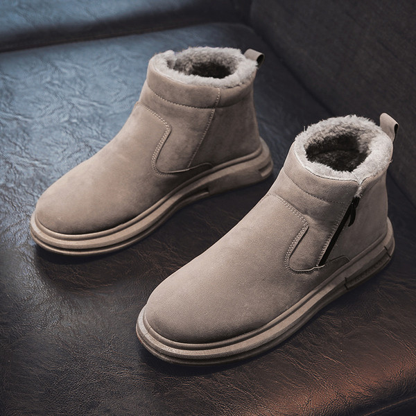 Novi model muških cipela sa ravnim đonom i mekom postavom