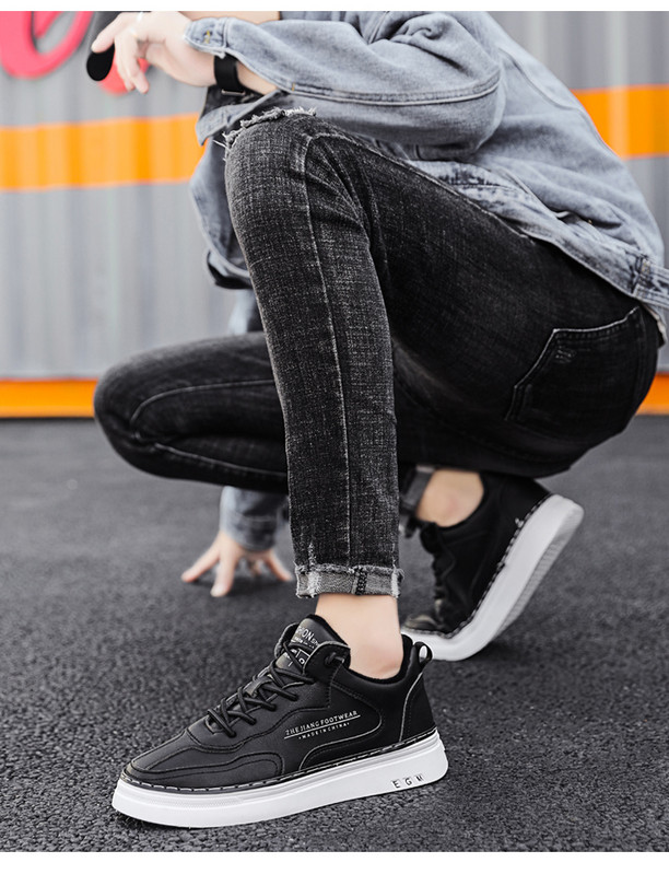 Béléses férfi bőr tornacipő új modellje