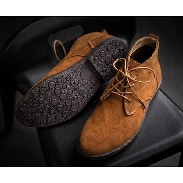 Formális férfi cipő műbőr fűzővel