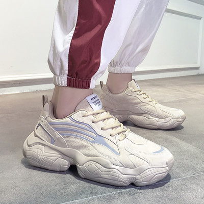 Νέο μοντέλο αθλητικά παπούτσια με τραχιά σόλα και επένδυση