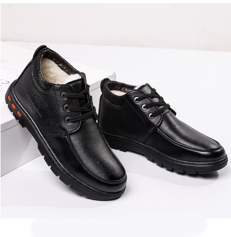 Férfi alkalmi bőrcipő fűzős télre