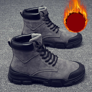 Férfi téli cipő durva talppal és fűzővel