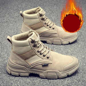 Férfi téli cipő durva talppal és fűzővel