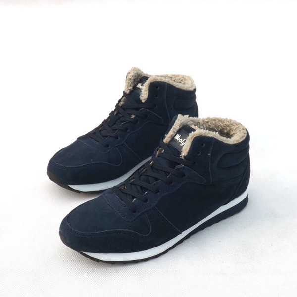 Alkalmi férfi téli cipő béléssel és fűzővel