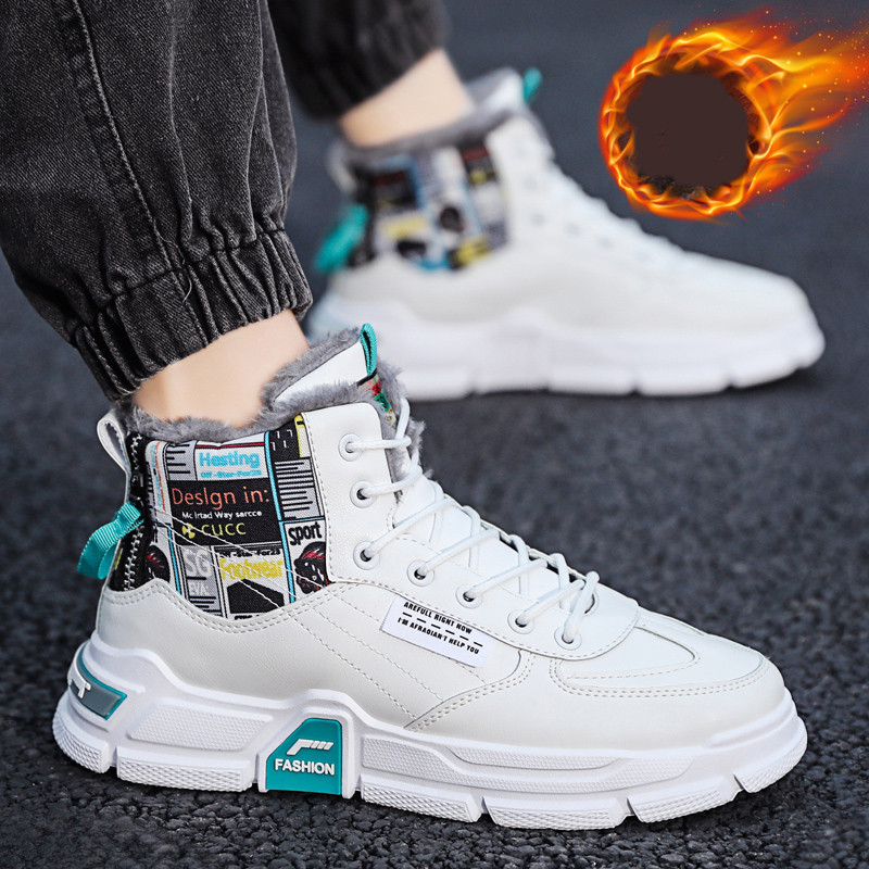 Férfi cipő meleg béléssel és fűzővel