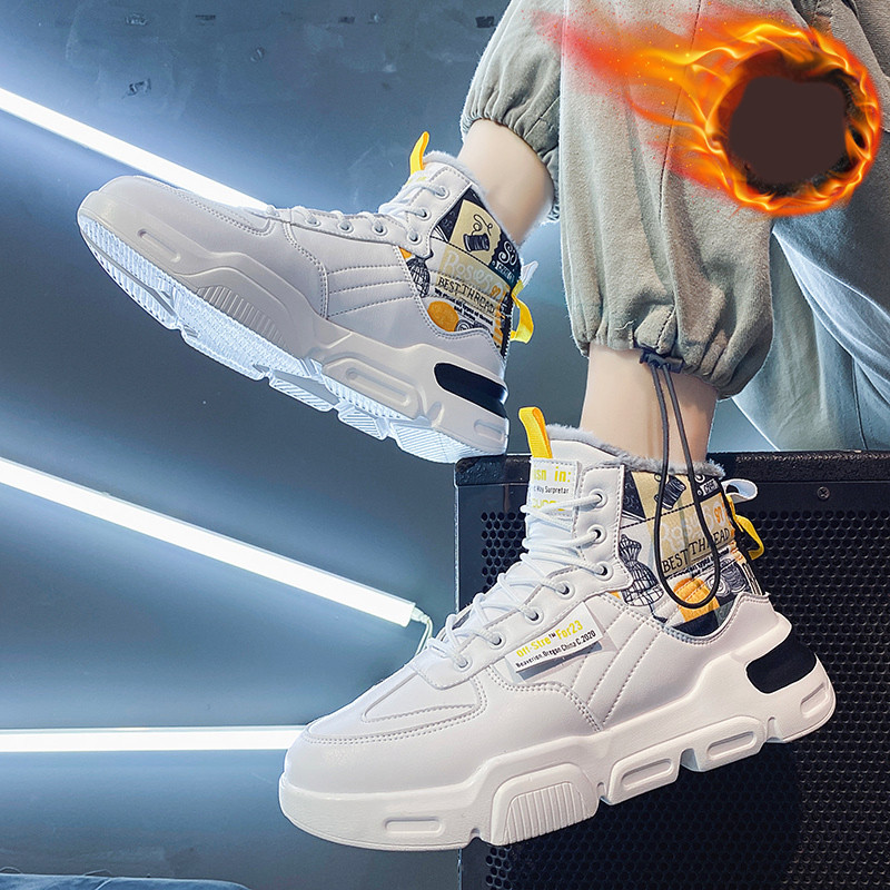 Férfi cipő meleg béléssel és fűzővel