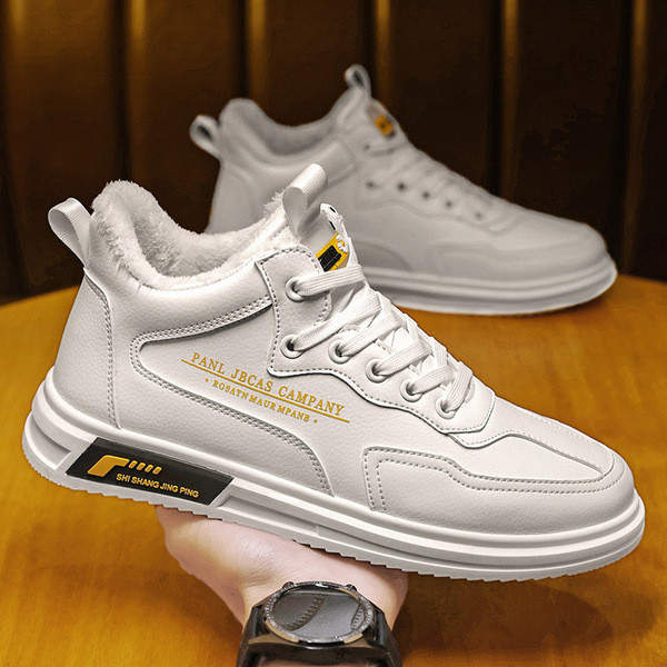 Férfi tornacipő béléssel és fűzővel