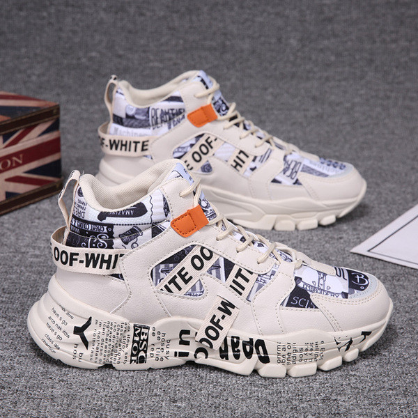 Új férfi cipőmodell télire alkalmas feliratokkal