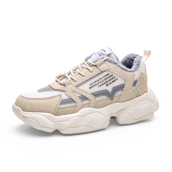 Kareda talla ja voodriga moodsad meeste tossud