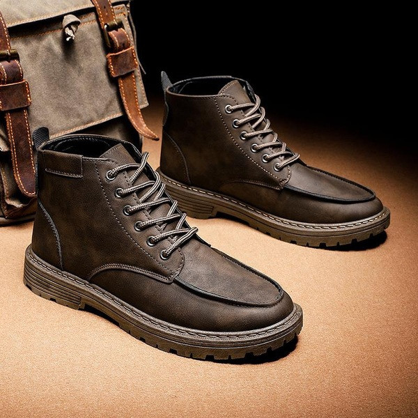 Eko bőrből készült férfi téli csizma lapos talppal és fűzővel