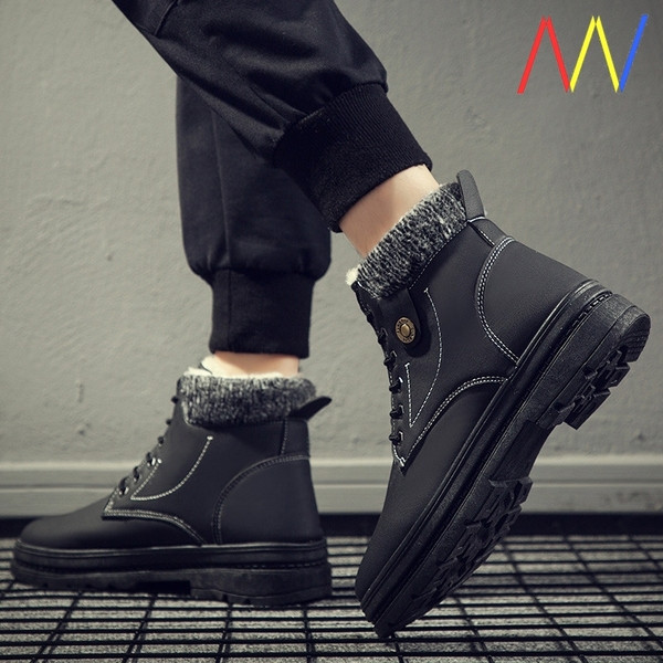 Férfi téli csizma meleg béléssel és fűzővel