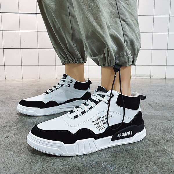 Alkalmi férfi tornacipő lapos talppal, három színben