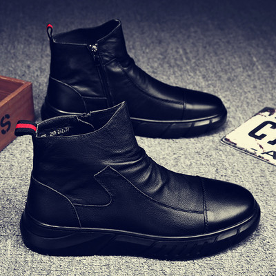 Lapos talpú, fekete színű férfi bőrcsizma új modellje