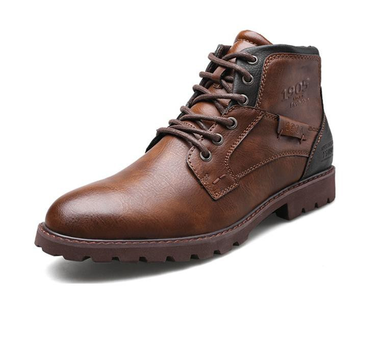 Műbőrből készült, fűzős férfi csizma új modellje