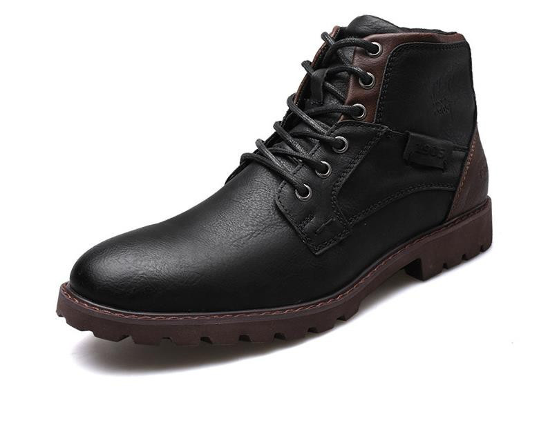 Műbőrből készült, fűzős férfi csizma új modellje