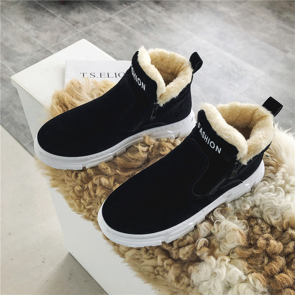 Téli férfi csizma felirattal és puha béléssel