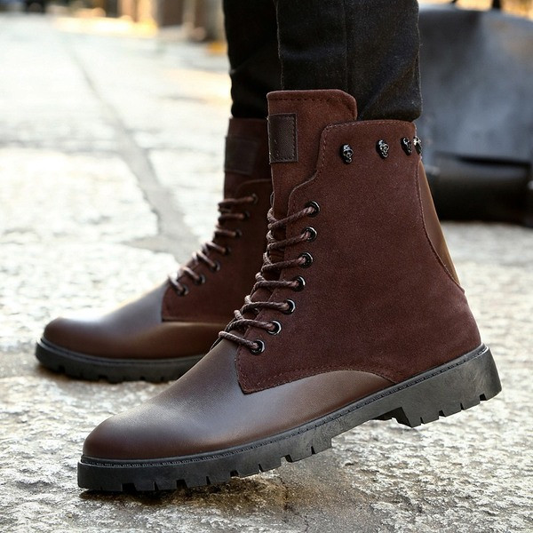 Öko bőrből és öko velúrból készült férfi csizma cipzárral