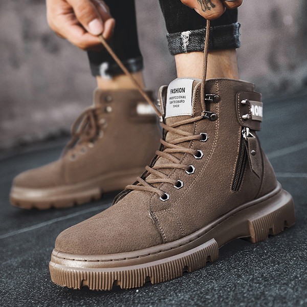 Új modell alkalmi férfi csizmák durva talppal és cipzárral