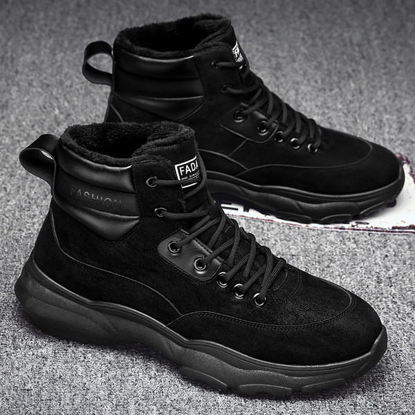 Öko-nahast ja ökoseemisnahast paeltega meeste saapad