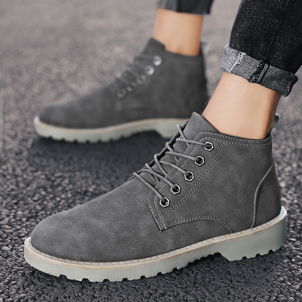 Öko-nahast vabaajapaeltega meeste saapad