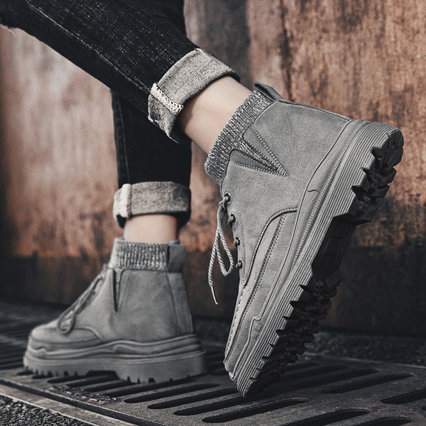 Férfi bőr zoknis csizma