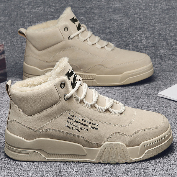 Férfi téli csizma lapos talppal és meleg béléssel