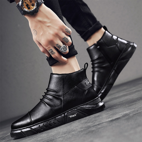 Sügis-talvised saapad voodri ja lukuga