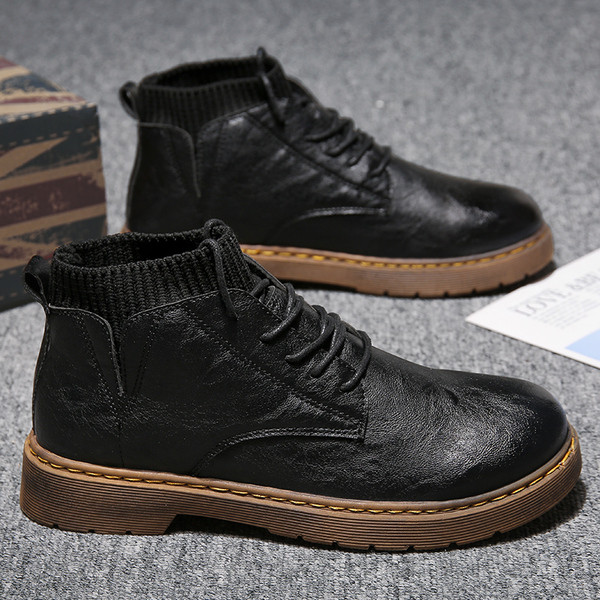 Ανδρικές έκο δερμάτινες μπότες με σόλα και κορδόνια