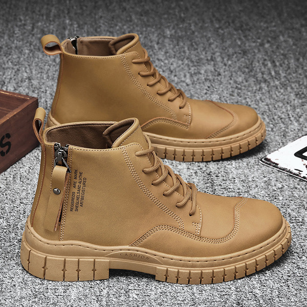 Ανδρικές χειμερινές μπότες από οικολογικό δέρμα με κορδόνια και επιγραφές