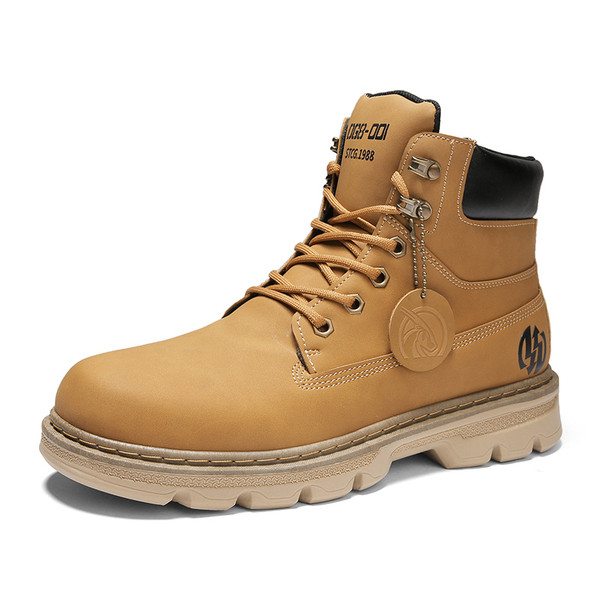 Öko-nahast valmistatud vabaaja meeste saapad paelte ja kareda tallaga