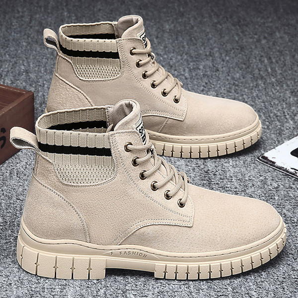 Ανδρικές χειμερινές μπότες με επίπεδη σόλα και κορδόνια