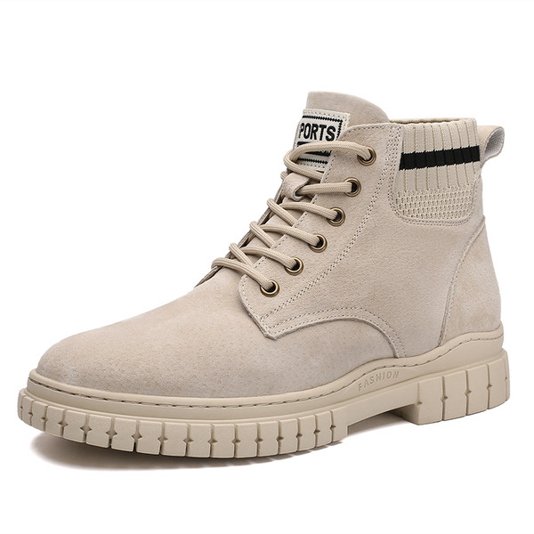 Ανδρικές χειμερινές μπότες με επίπεδη σόλα και κορδόνια